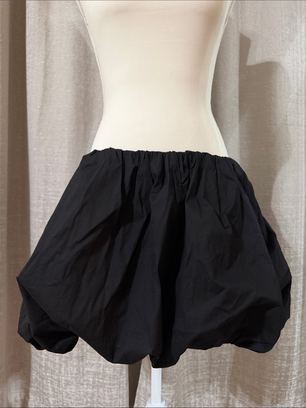 Fashion Nova Black Bubble Skort